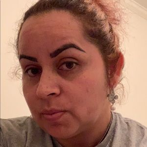 Meet your Posher, Janeth